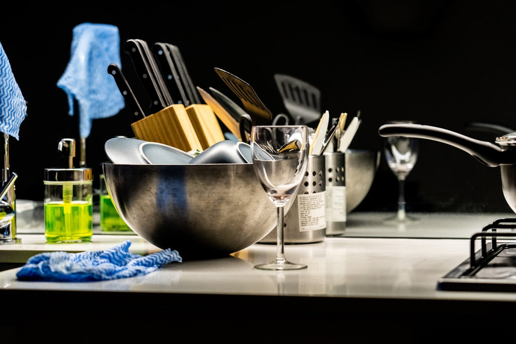 Comparing Traditional vs Modern Kitchen Tools